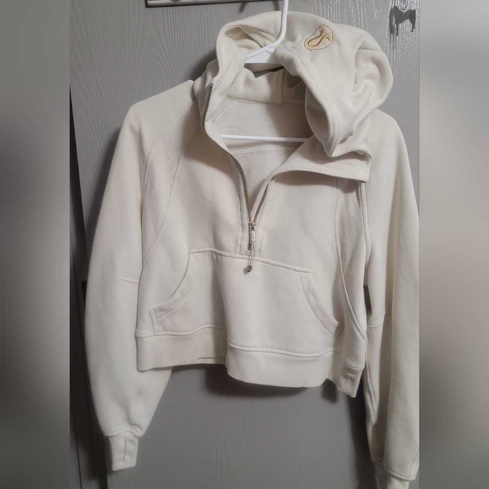Lululemon Women's Cream Cropped Hoodie with Embroidered Gold. Size 2